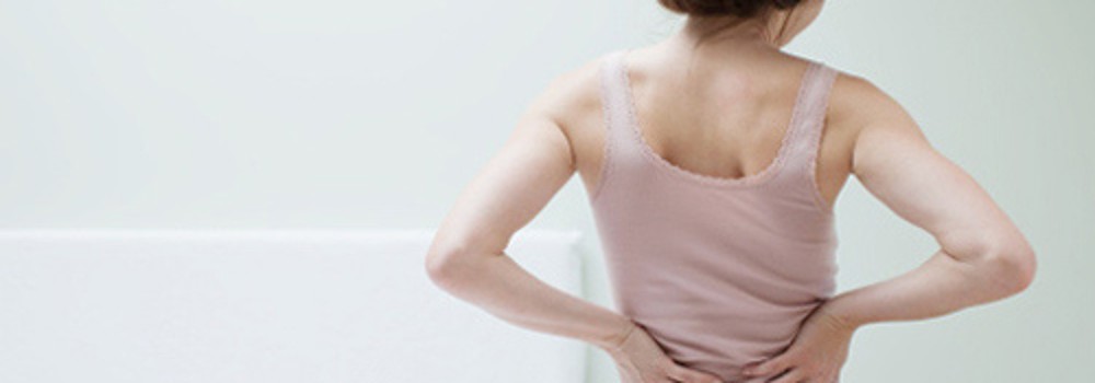 10 cách giảm đau lưng không cần thuốc
