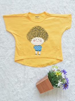 Áo Cotton Bé Gái Búp Bê Vàng