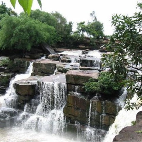 រមណីយដ្ឋានទេសចរណ៍ធម្មជាតិទឹកជ្រោះ ៩ជាន់