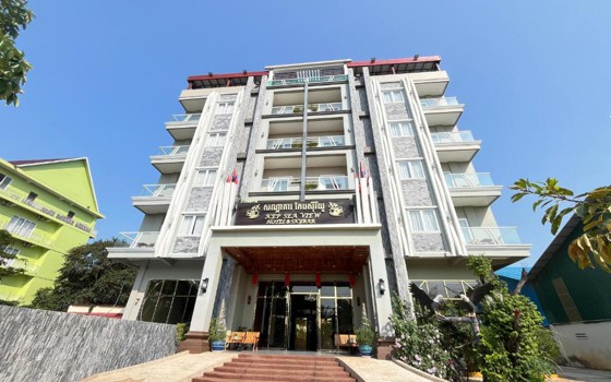 Kep Sea View Hotel & Sky Bar