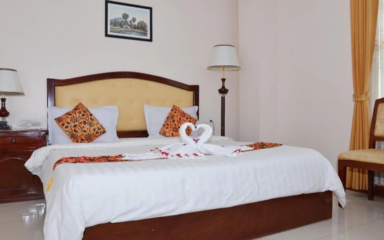 សណ្ឋាគារ Heng Long One Hotel រាជធានីភ្នំពេញ