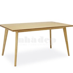 តារាងបរិភោគអាហារឈើ Bruno (តុ 1 និង 6 កៅអី)