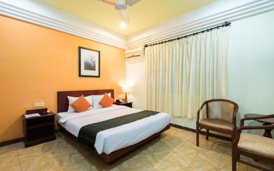 ផ្ទះសំណាក់ ម៉ុងប៉ាប៉ា (MON PA PA Guest House)