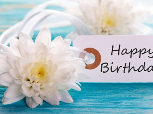 អំណោយ​ថ្ងៃ​កំណើត​សម្រាប់​មនុស្ស​ជា​ទី​ស្រឡាញ់៖ សំណើ​អំណោយ​ដ៏​មាន​អត្ថន័យ​ពិសេស​សម្រាប់​មនុស្ស​ជា​ទី​ស្រឡាញ់