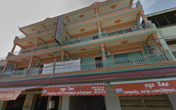 សណ្ឋាគារ និង ផ្ទះសំណាក់ ស្ទឹងត្រែង