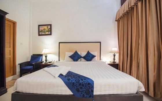 សណ្ឋាគារ Homesyn ភ្នំពេញ