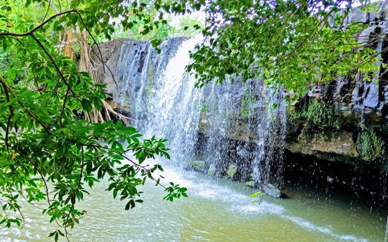 ទឹកជ្រោះហោង ខេត្តត្បូងឃ្មុំ