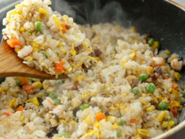 4 không cần tránh khi ăn cơm buổi trưa để không hại sức khỏe