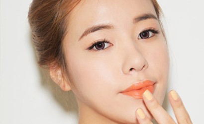 Trang điểm xuống phố với gam màu cam dịu dàng đầy cá tính