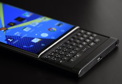 BlackBerry "kết hôn" với công ty Trung Quốc