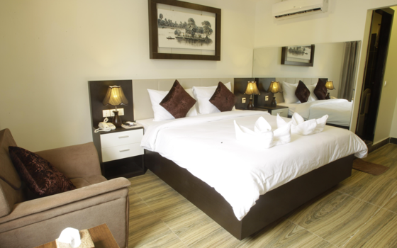 ផ្ទះសំណាក់ ភ្នំលាភ ភ្នំពេញ