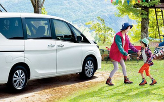 Lộ diện Suzuki Ertiga mới theo phong cách Swift
