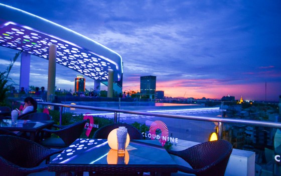 Cloud 9 Skybar ភ្នំពេញ