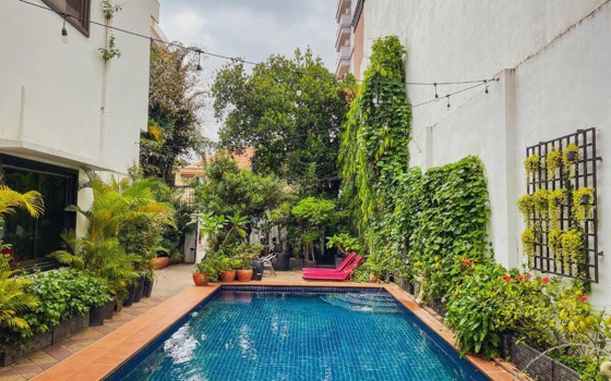 សណ្ឋាគារ The Birdcage Boutique រាជធានីភ្នំពេញ