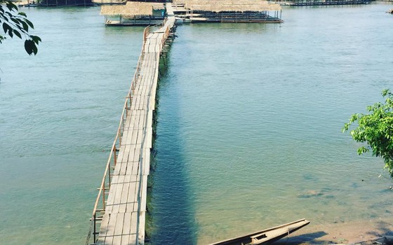 ទឹកថ្លា បុប្ផាភ្លុក ខេត្តស្ទឹងត្រែង