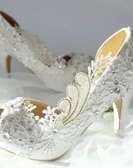 ស្បែកជើងអាពាហ៍ពិពាហ៍