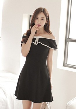 Đầm Ely trễ vai