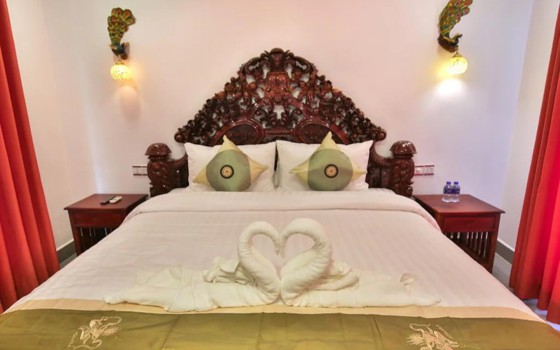 Angkor Diamond Pool Villa ខេត្តសៀមរាប