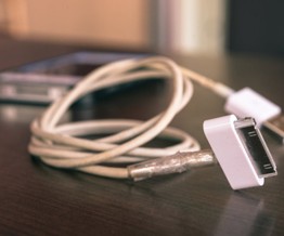 Các chuyên gia cảnh báo 99% sản phẩm cáp sạc Apple trên thị trường không an toàn để sử dụng