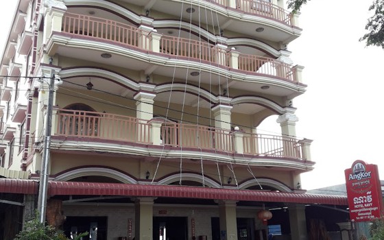 សណ្ឋាគារ​ណាវី​ ក្រុងព្រៃវែង