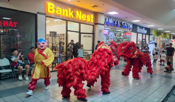 KHAI TRƯƠNG SHOWROOM YẾN SÀO TẠI TEXAS - MỸ