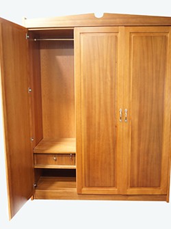 Tủ áo 3 khoang B1