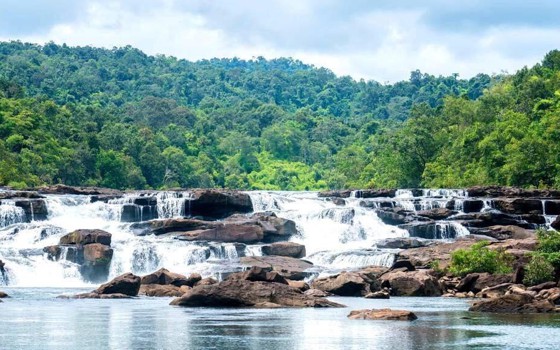 ទឹកធ្លាក់តាតៃ ខេត្តកោះកុង