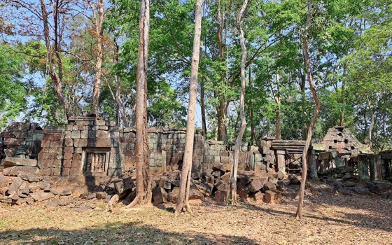 ប្រាសាទស្រុត ខេត្តព្រះវិហារ