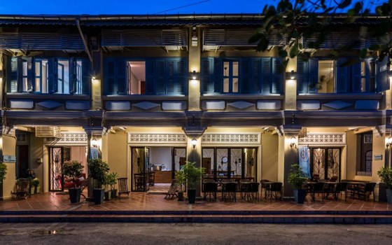 The Columns ខេត្តកំពត