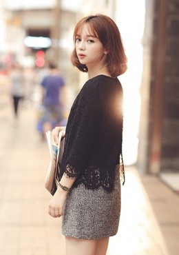 Đầm xám phối ren