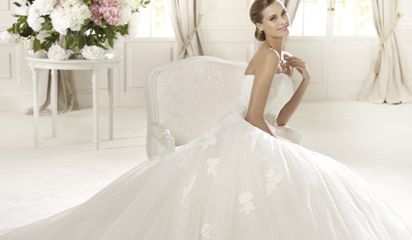 Dự đoán xu hướng trang điểm cô dâu 2017