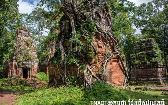 ទេសចរណ៏​ ប្រាសាទ​ប្រាំ នៅខេត្តបន្ទាយមានជ័យ