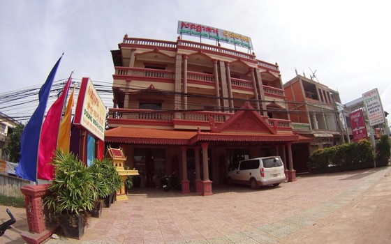 Doung Meas Hotel ក្រុងច្បារមន