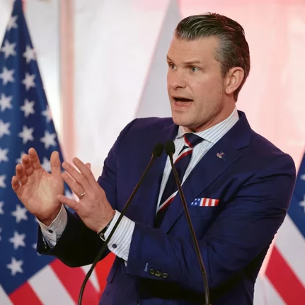 លោក Hegseth ប្រាប់ចិនក្នុងកិច្ចសន្ទនាលើកដំបូងថាសហរដ្ឋអាមេរិកមិនចង់មានជម្លោះឡើយ