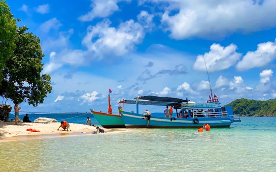 កោះខ្មោច (កោះរីករាយ) ខេត្តកោះកុង