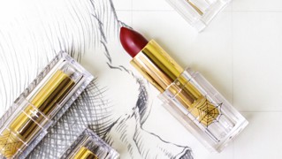 Son MAC Charlotte Olympia Màu Retro Rouge