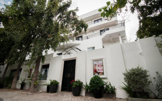 សណ្ឋាគារ La Rose Suites ភ្នំពេញ