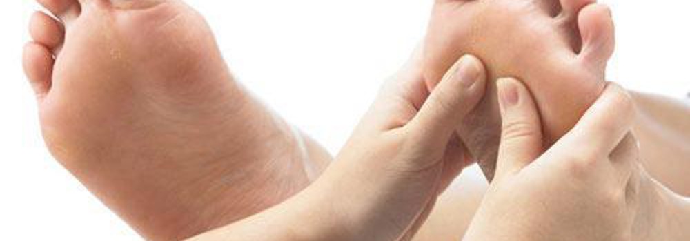 Làm sao chữa khỏi tê nhức chân do bệnh cột sống