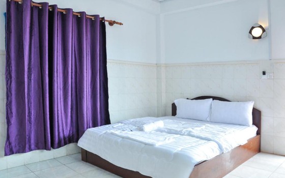 ផ្ទះសំណាក់​ Silver Dolphin Guesthouse & Restaurant​ ខេត្តក្រចេះ