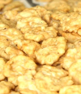 Vị ngon đậm đà của chả mực giã tay Hạ Long