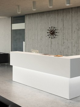 អ្នកទទួលភ្ញៀវ LT5