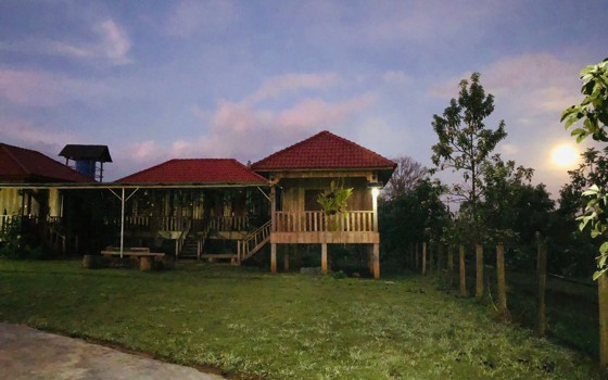 ផ្ទះសំណាក់បណីត អូសោម