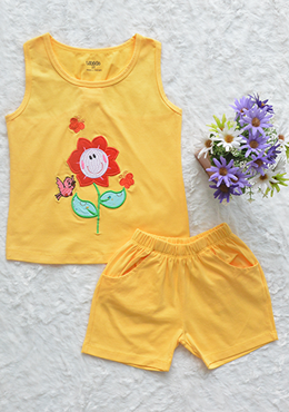 Đồ Bộ Bé Gái Ba Lỗ Thêu Hoa Hè Vàng 