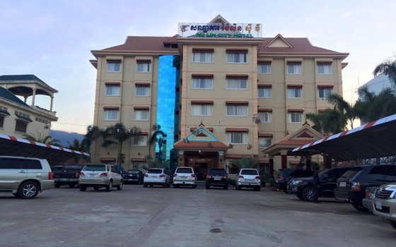 សណ្ឋាគាប៉ៃលិនស៊ីធី 