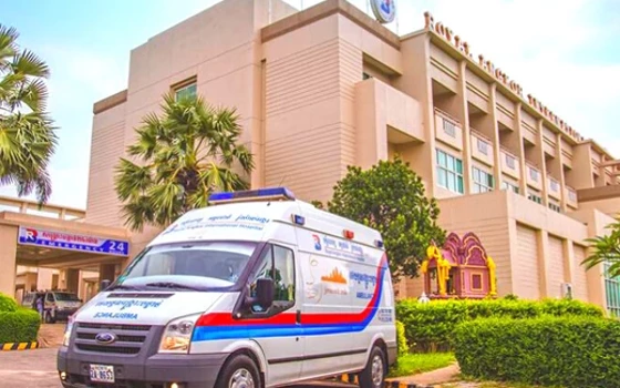 មន្ទីរពេទ្យ អន្តរជាតិ រ៉ូយ៉ាល់អង្គរ សៀមរាប