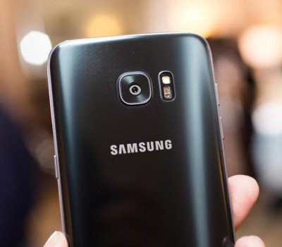 Samsung S8 ប្រើអេក្រង់ធំជាង?