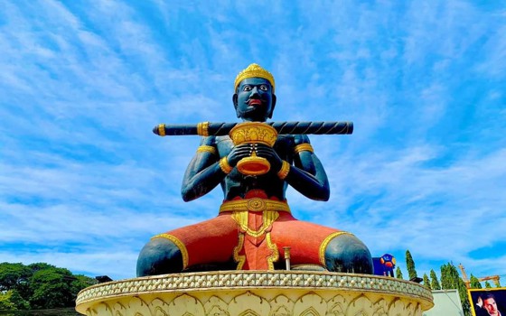 លោកតាដំបងក្រញូង ខេត្តបាត់ដំបង