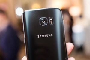 Samsung S8 dùng màn hình lớn hơn?