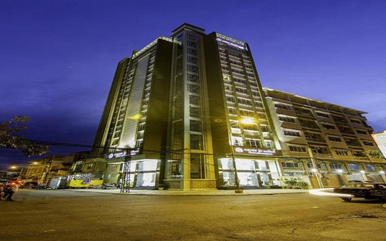 សណ្ឋាគារ Rose Emerald Hotel រាជធានីភ្នំពេញ