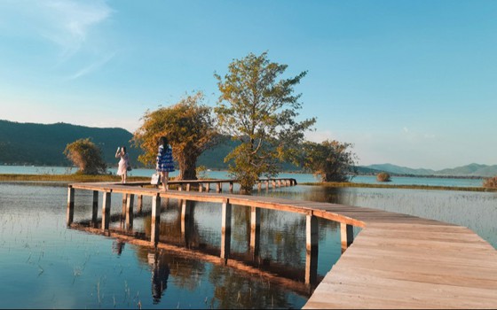 រមណីយដ្ឋាន ទំនប់ម្លេច